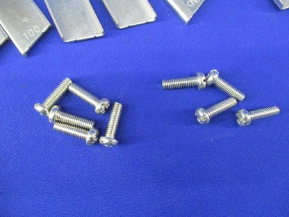 ネグロック ボックス支持ボルト 取付金具(9個入)(汚れ有) MSB100N