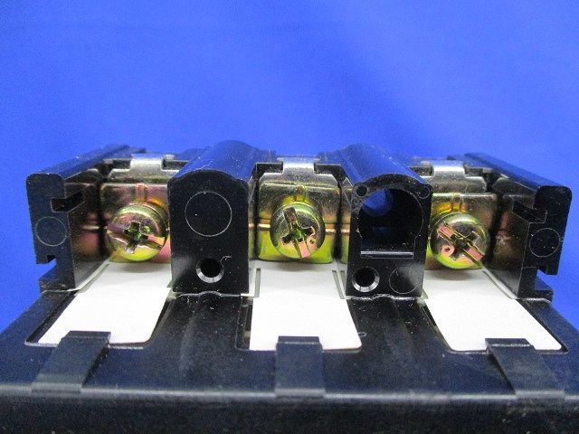 漏電遮断器3P3E2.6A(汚れ有) GB-3MEA