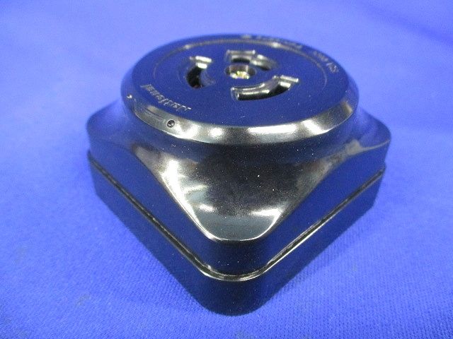 引掛露出コンセント3P20A(5個入)(ブラック)汚れ有 WK2320K