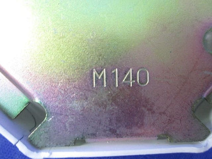 メタルモール A型 クロス(4個入)(ホワイト)(ビス白) M140