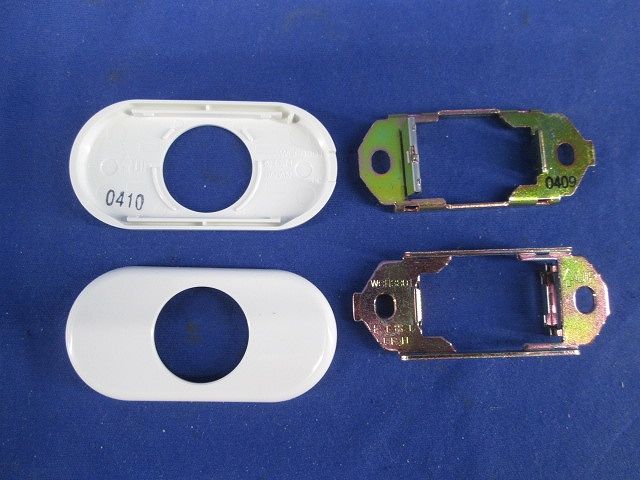 住設機器用取付枠･プレートセット(混在40個入)(ホワイト) WCF8301W他