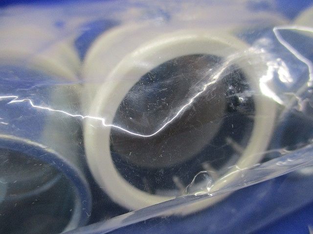 薄鋼ジョイント アイボリー 10個入 PFS-28JR-I-10