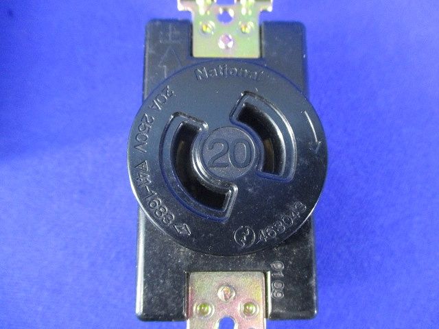 引掛埋込コンセント(4個入)(ブラック)(梱包材キズ汚れ有) WF2220K