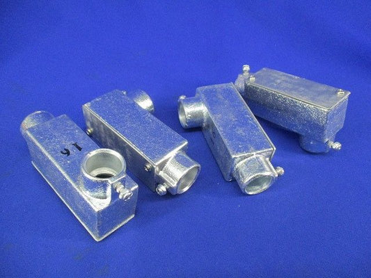 ユニバーサルエルボ(亜鉛メッキ)(4個入) G16