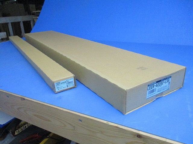 LEDベースライト LEER42202LS9+LEEM-40203N-01 昼白色 LEKR422203N-LS9