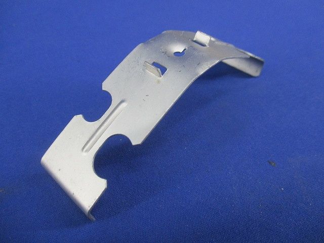 吊りボルト用ボックス支持金具(40個入) 6-9-B