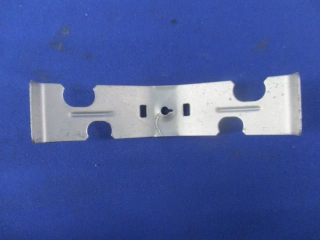 吊りボルト用ボックス支持金具(50個入) 6-9-B