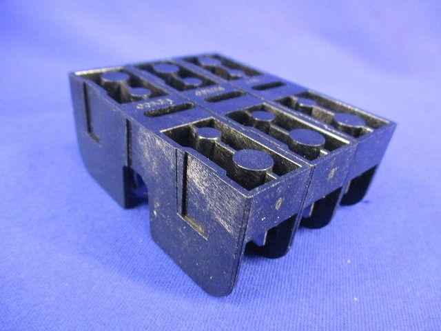ヒューズブロック(4個入) 30313