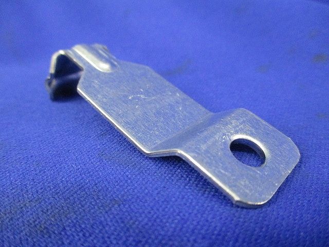 野ぶち受け材接続補強金具 二重天井用金具(10個入) AKC1R