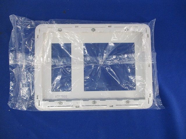 コンセントプレート(7枚入)(ホワイト) WTF7503