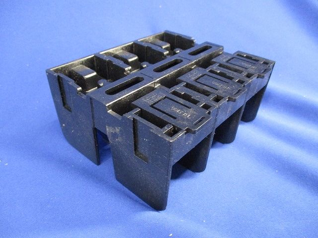 ヒューズブロック(3個入) 60618T