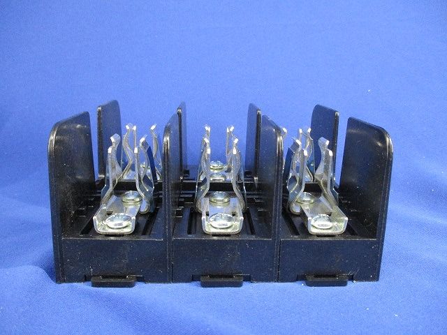 ヒューズブロック(3個入) 60618T