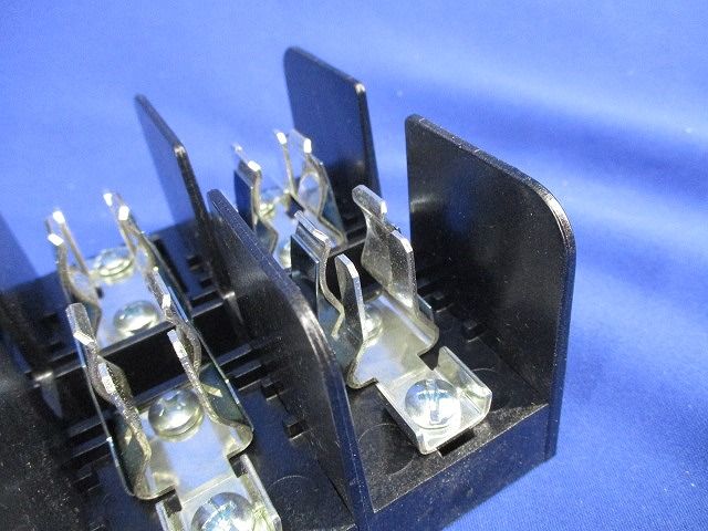 ヒューズブロック(3個入) 60618T