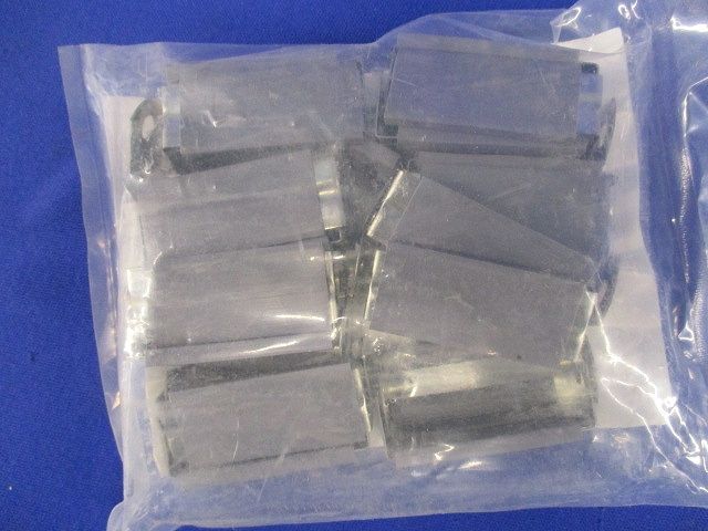 ステンレスサドル 保護カバー付 両サドル用 25個入 AC16-25