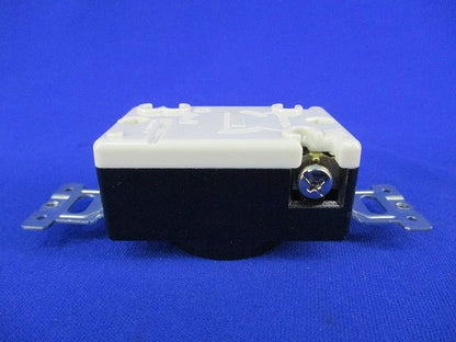 引掛埋込コンセント(5個入)(黒) WF2520