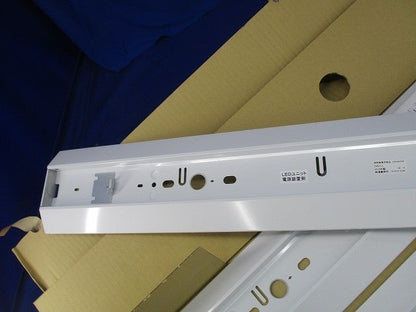 LEDベースライト(3個入) ERK9635W