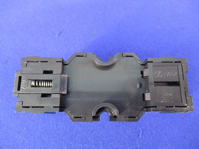 ワンタッチSソケット 表面配線形ソケット フィンガープロテクト形(4個入) SH2B-05C