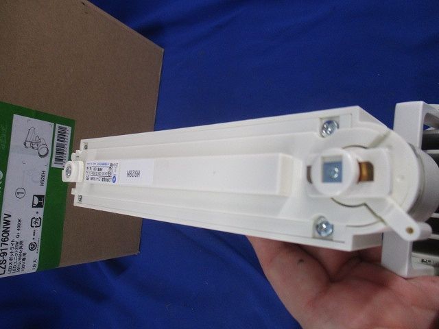 LEDスポットライト LZS-91760NWV