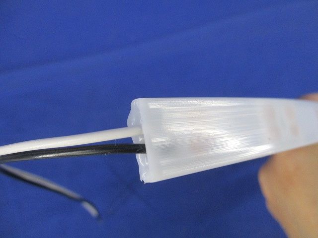 パワーフレックス(4本入)(電球色) LFP20-T0800W-L27-DF-I