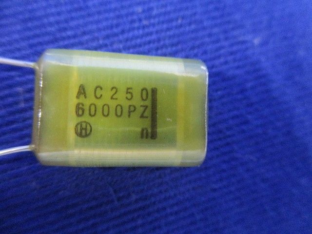 コンデンサ(120個以上入) AC250 6000PZ