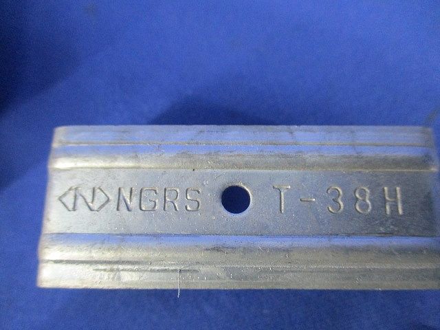 二重天井用金具(20個入) T-38H