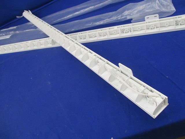 平行ルーバー(2個入) CM-TLXWGCPWH-27K-24D-FR-5