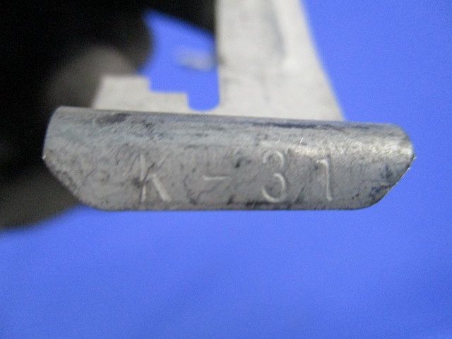 ネグロック吊ボルト用電線管固定金具(36個入) K-31