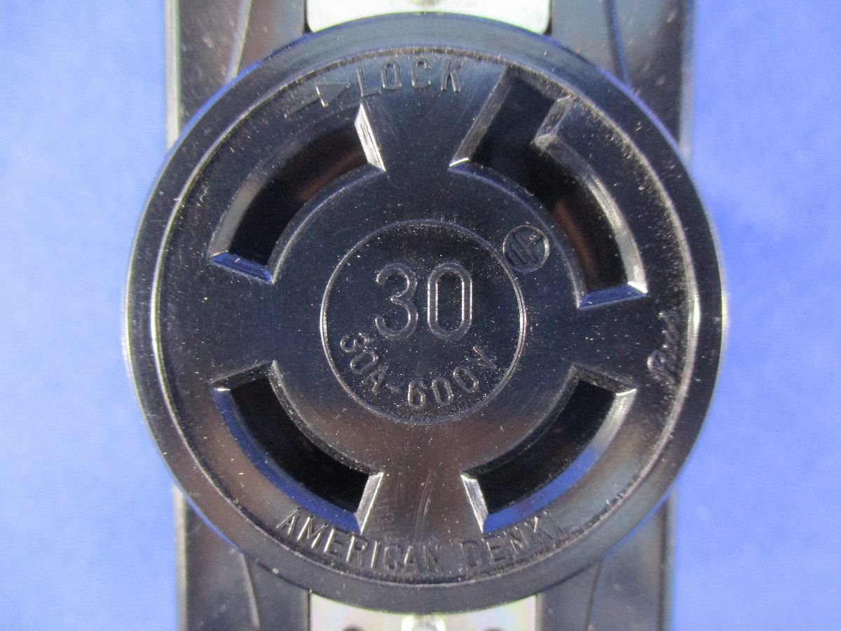 引掛形 埋込コンセント 4360