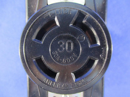 引掛形 埋込コンセント 4360