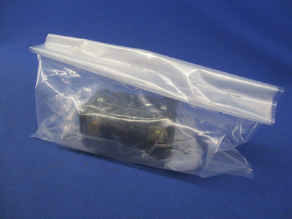 引掛形 埋込コンセント 4360