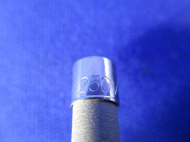 ヒューズ(100個入) BK/ABC-4-R