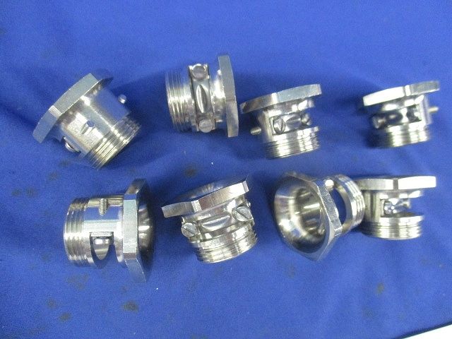 コネクタ(8個入) 型番不明