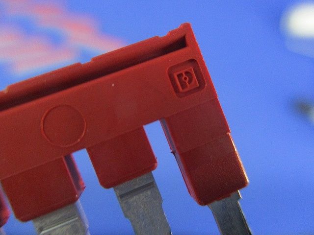 レール取付用端子アクセサリ プラグインブリッジ(9個入) FBS20-6