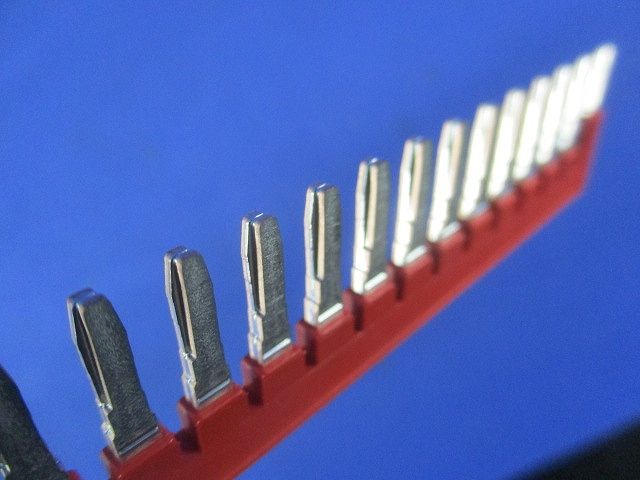 レール取付用端子アクセサリ プラグインブリッジ(9個入) FBS20-6