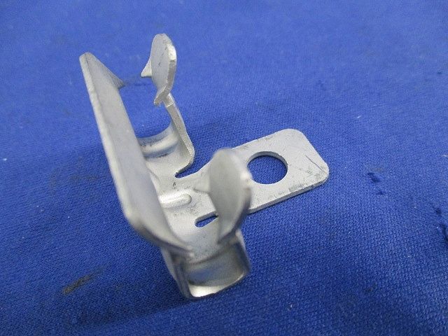 吊り金具 チェーン支持金具(18個入) H7