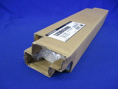 電源内蔵直管形LEDブラケット ミラー灯 15W ランプ別売 LEDB83006