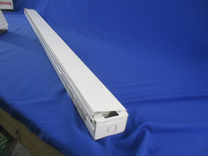 LED直管形ベースライト(キズ･汚れ有)(ランプ別売) LET-42007-LS9