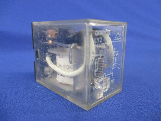 リレー24VDC(汚れ有) LY2