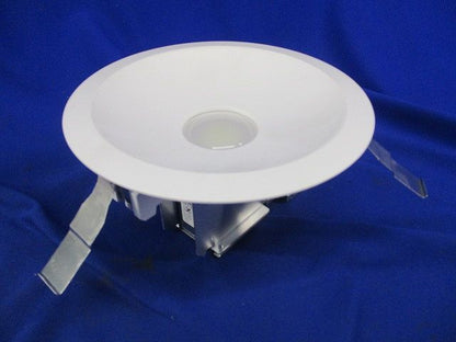 LEDダウンライト(昼白色)(キズ･汚れ有) EL-DU062NM