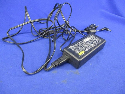 ACアダプタ ADP-60DB