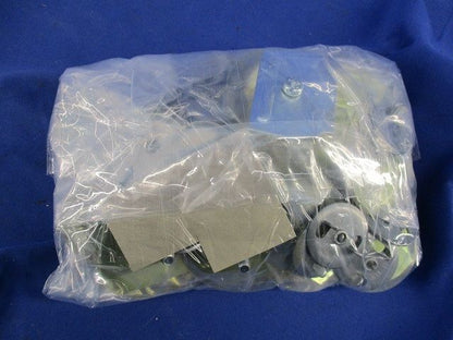 ダクト開口下向き用器具取付金具(17個入)(傷･汚れ有) DK3-6