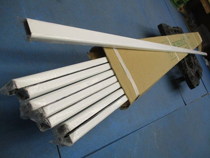 A型メタルモールジング2ｍ(8本入)(ホワイト) M(Y)102