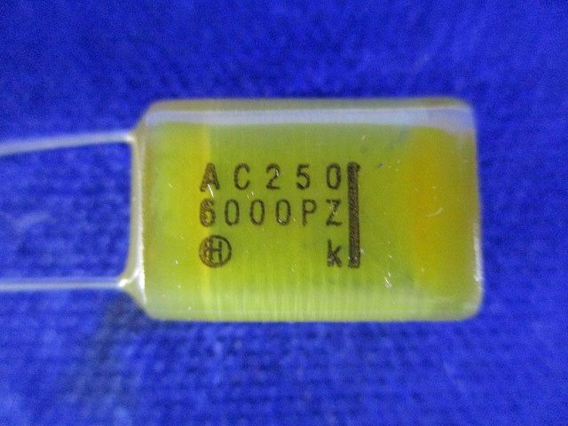 コンデンサ(約140個入) AC250 6000PZ