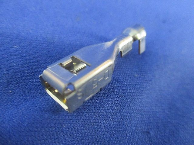 圧着コンタクト(21個入) 316040-2