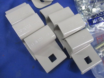 立上リカバー止め金具(8個入) CVVQ1