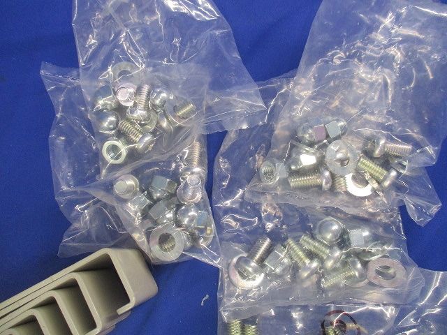 立上リカバー止め金具(8個入) CVVQ1