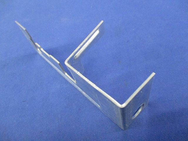二重天井用金具 野ぶち受け材吊り金具(20個入) TFH1