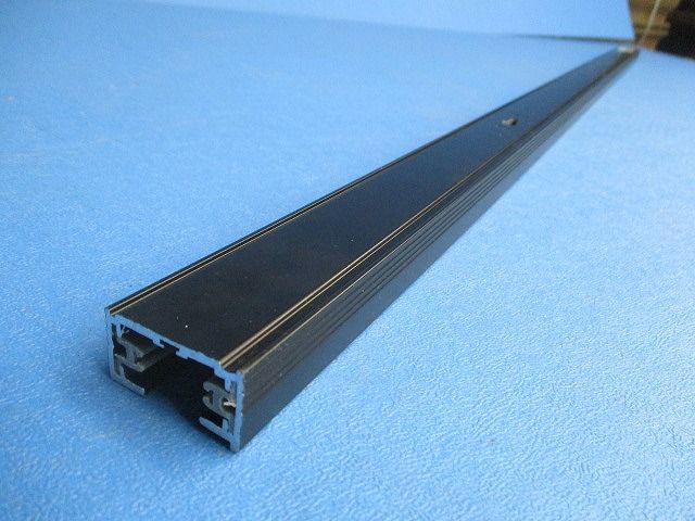 スライドコンセント(黒) AEE0221E