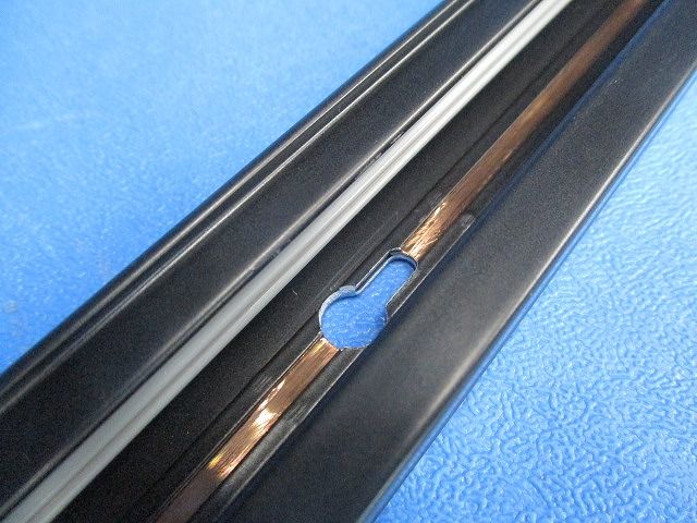 スライドコンセント(黒) AEE0221E