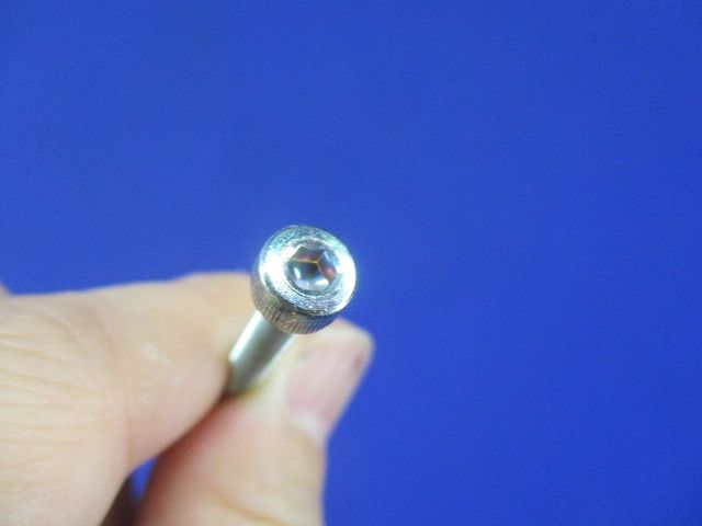 六角穴付ボルト 三価クロメート(410個入) 4×25